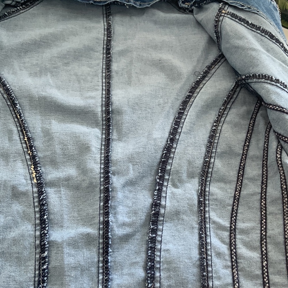 Jean Jacket - Picture 4 of 7